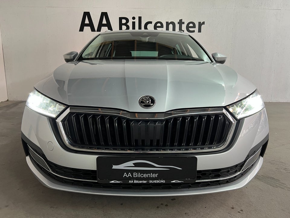 Skoda Octavia 2,0 TDi 150 Style Combi DSG 5d