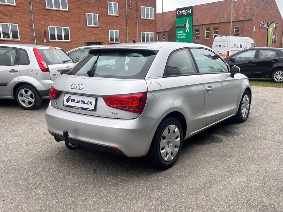 Audi A1 1,6 TDi 105 Ambition 3d