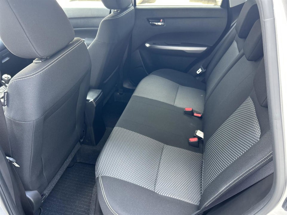 Suzuki Vitara 1,4 mHybrid Active 5d