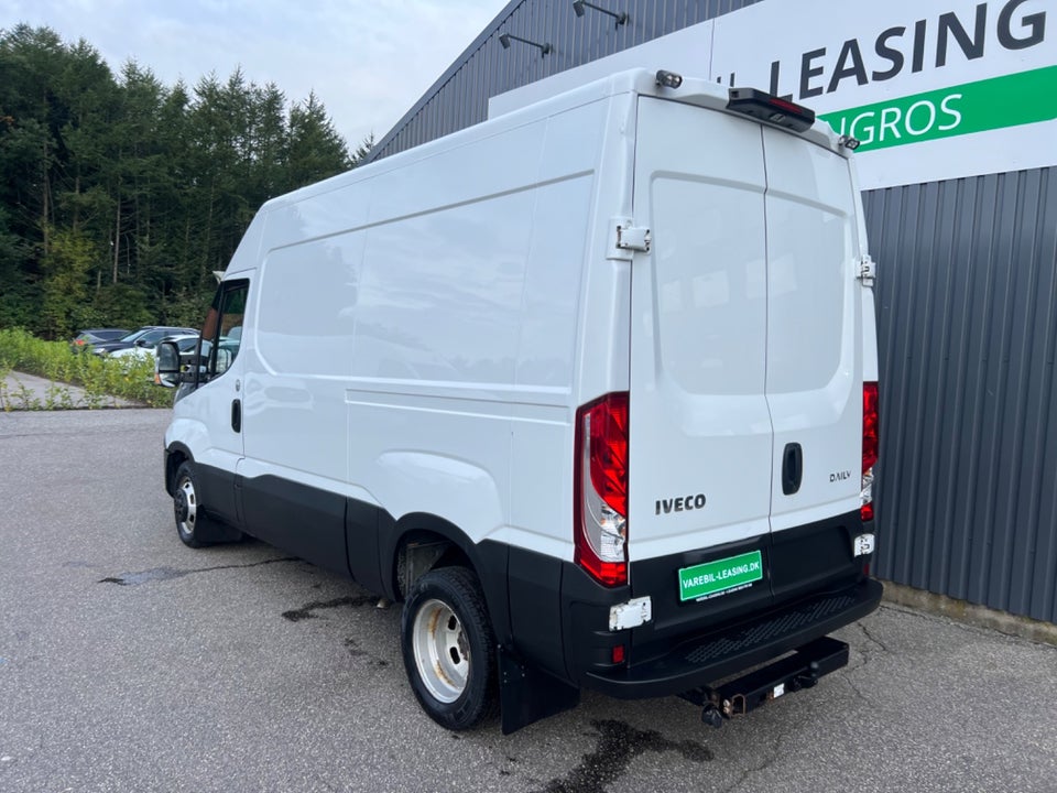 Iveco Daily 2,3 35C16 12m³ Van AG8