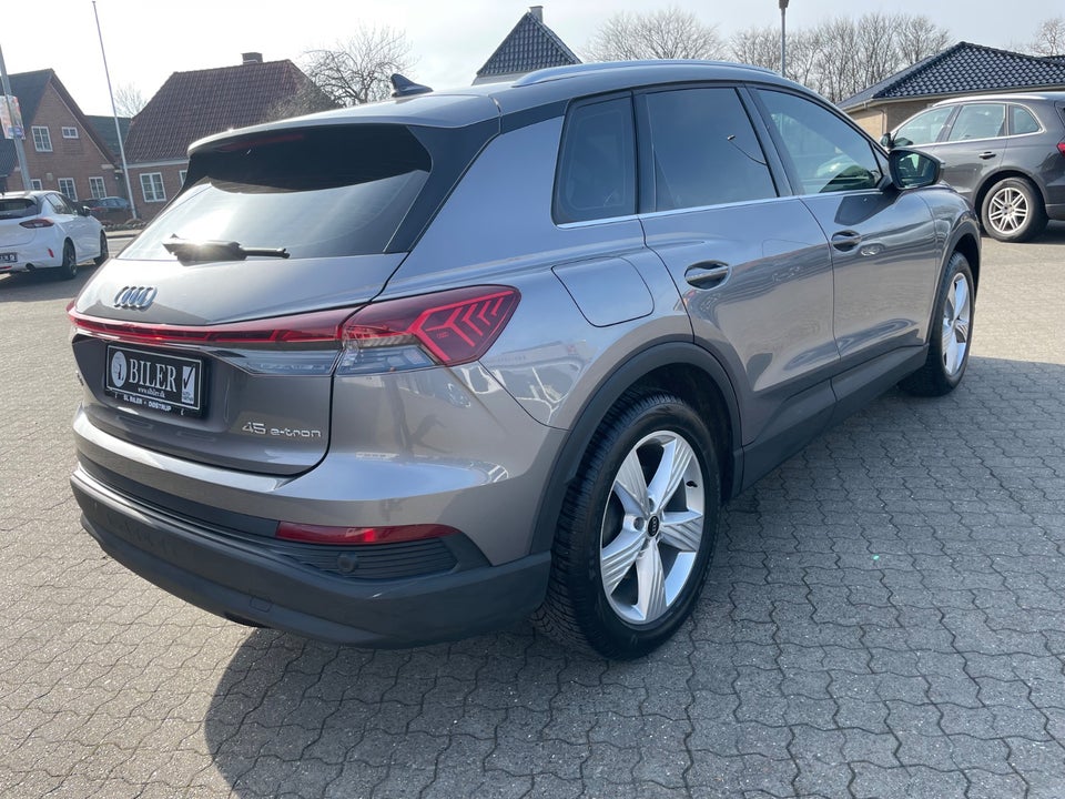 Audi Q4 e-tron 45 Attitude 5d
