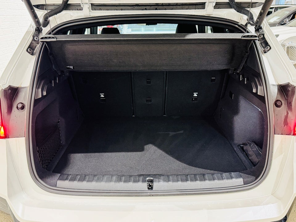 BMW iX1 eDrive20 M-Sport 5d