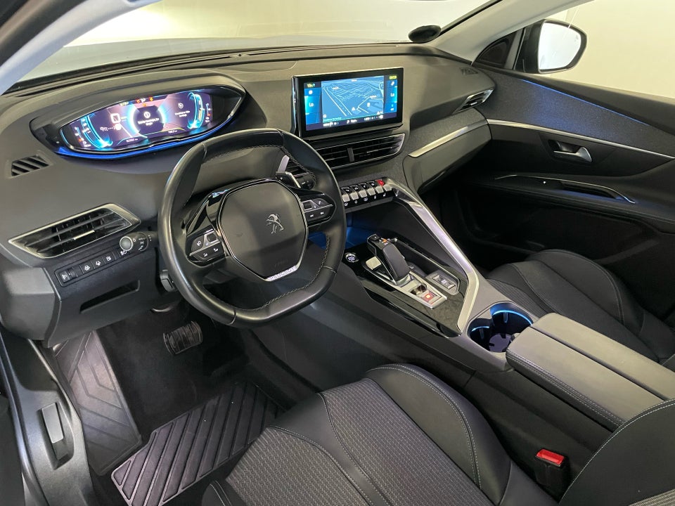 Peugeot 3008 1,6 Hybrid Allure Pack EAT8 5d