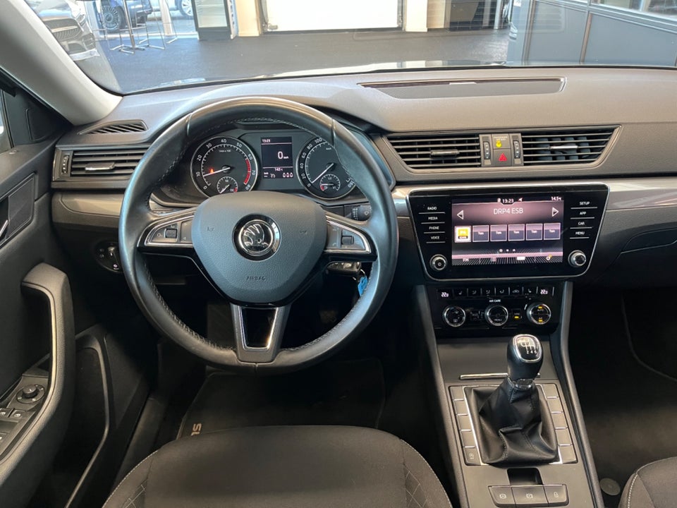 Skoda Superb 1,4 TSi 150 Active Combi 5d