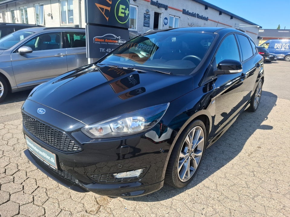 Ford Focus 1,0 SCTi 125 ST-Line 5d