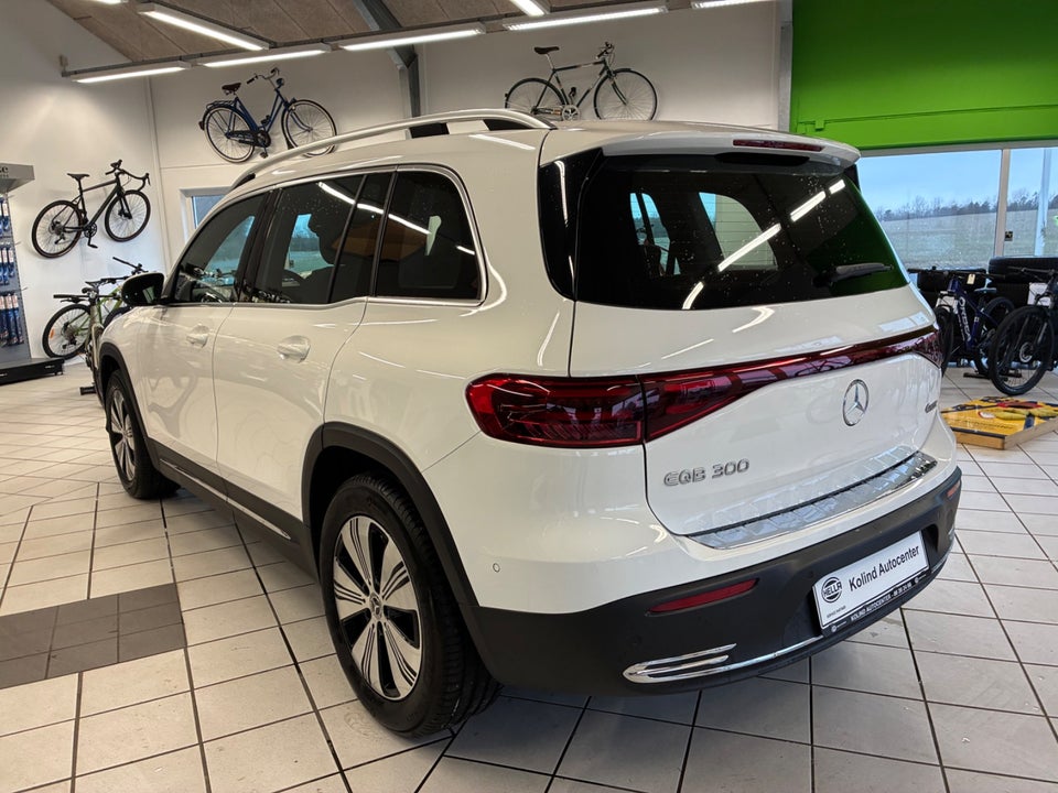 Mercedes EQB300 Progressive Advance 4Matic 5d