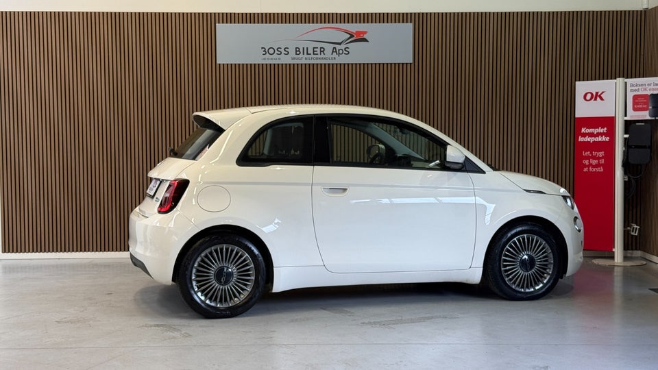 Fiat 500e 42 Icon 3d
