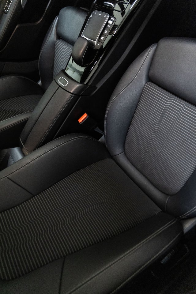 Mercedes A250 e 1,3 Progressive aut. 5d