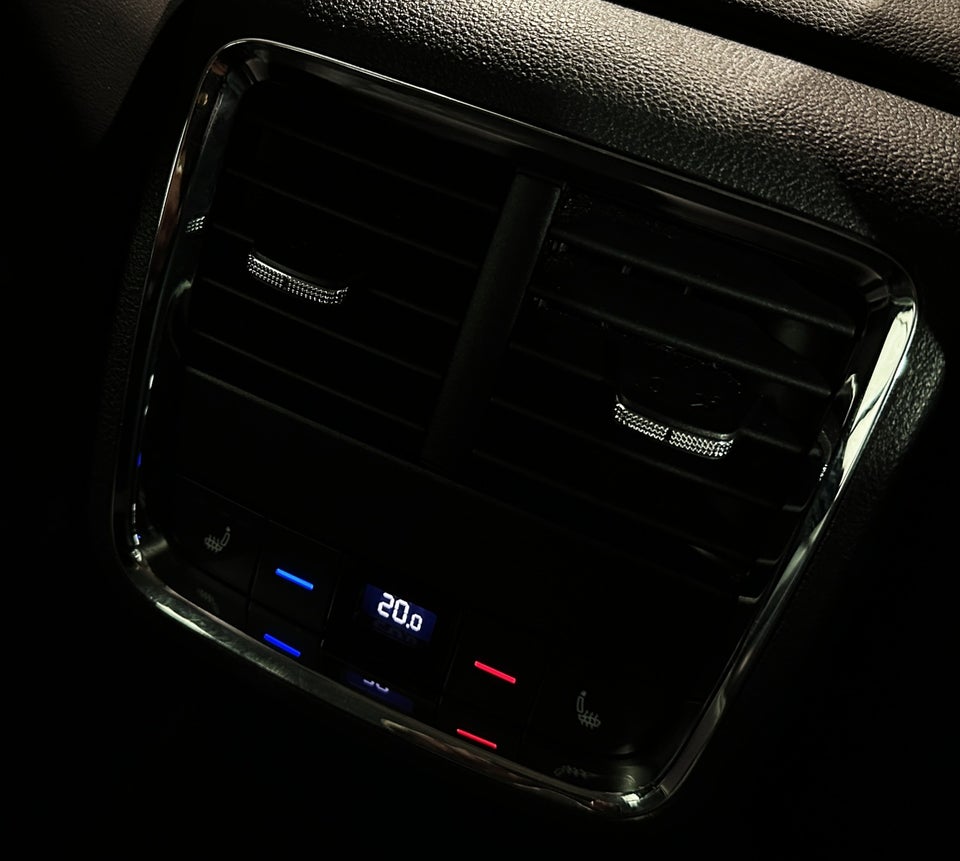 Skoda Octavia 1,4 TSi iV Plus Combi DSG 5d