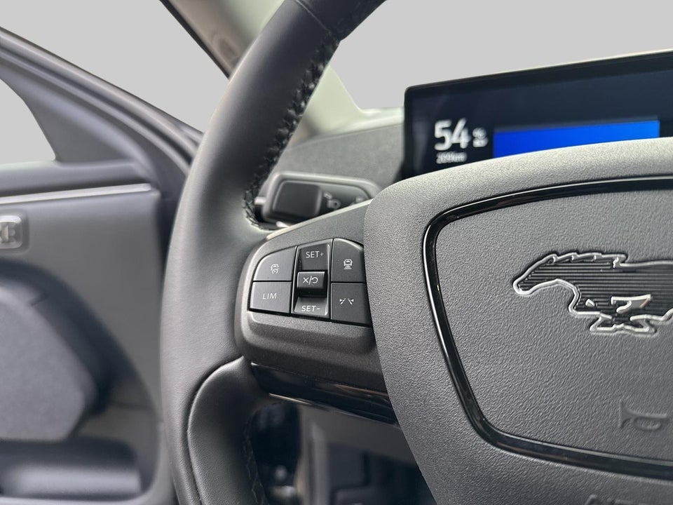 Ford Mustang Mach-E 75 Standard Range 5d