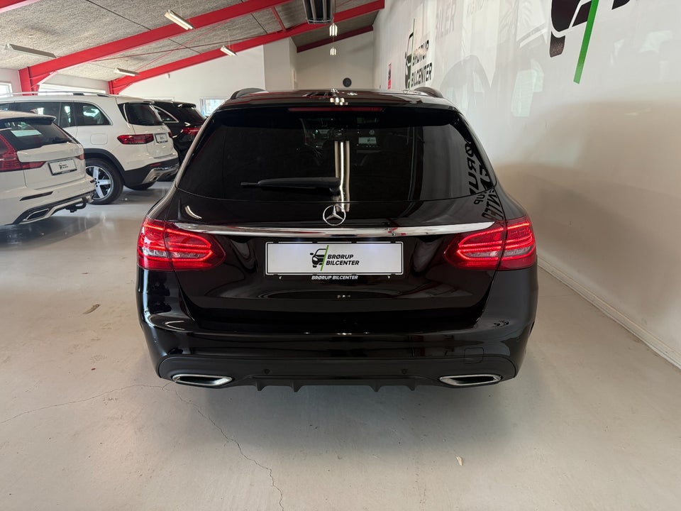 Mercedes C220 d 2,0 AMG Line Night Edition stc. aut. 5d