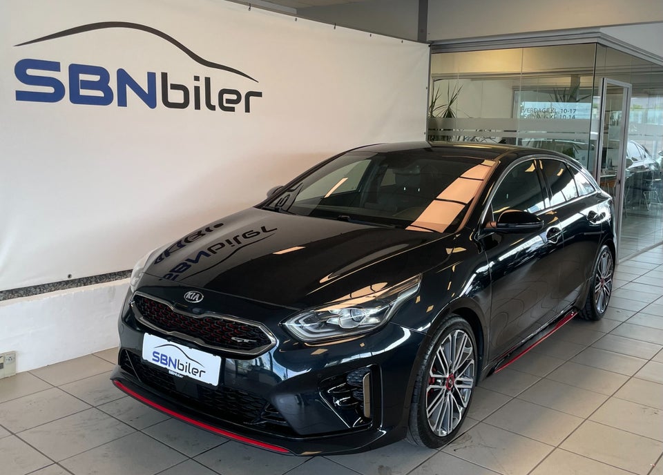 Kia ProCeed 1,6 T-GDi GT DCT 5d