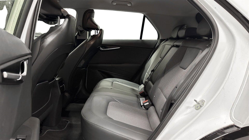 Kia Niro 64 EV Prestige 5d