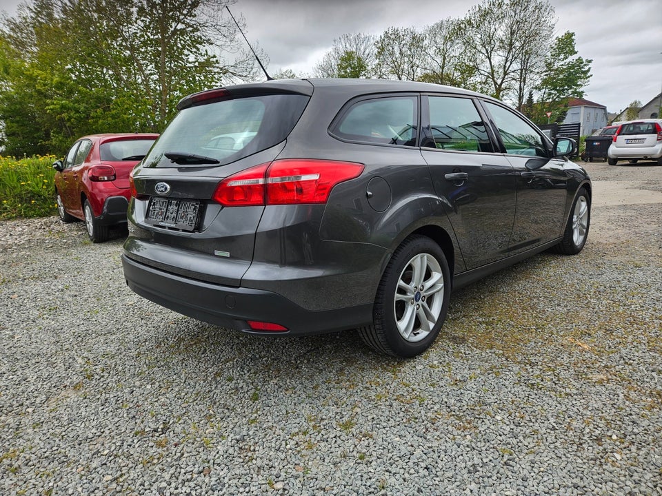 Ford Focus 1,0 SCTi 125 Business stc. 5d