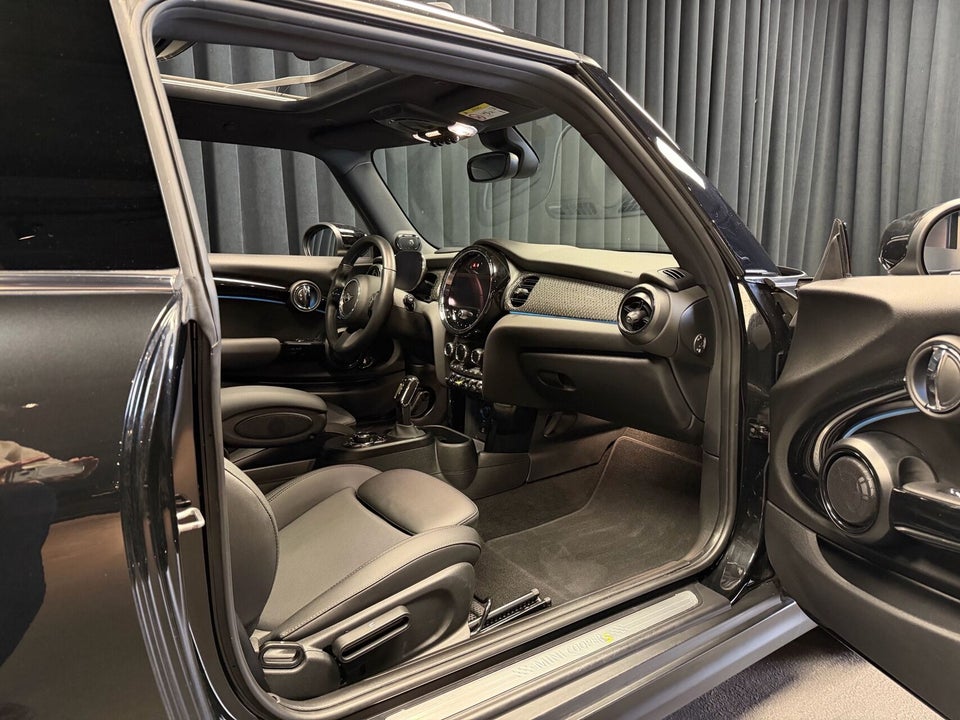 MINI Cooper SE Edition Premium 3d
