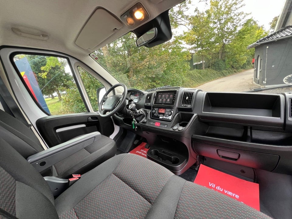 Peugeot Boxer 435 2,2 BlueHDi 165 L3 Plus 2d