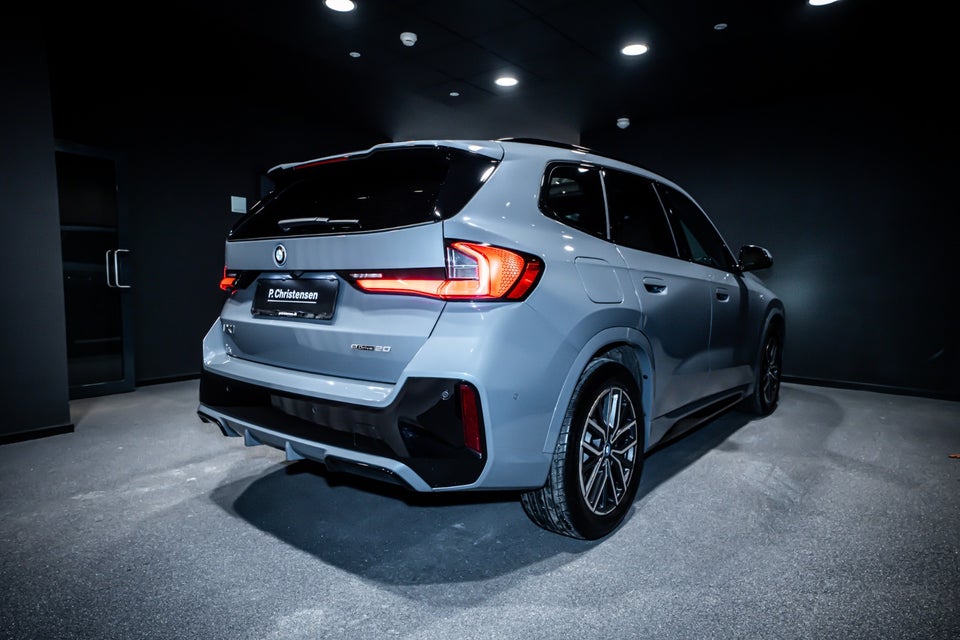 BMW iX1 eDrive20 M-Sport 5d