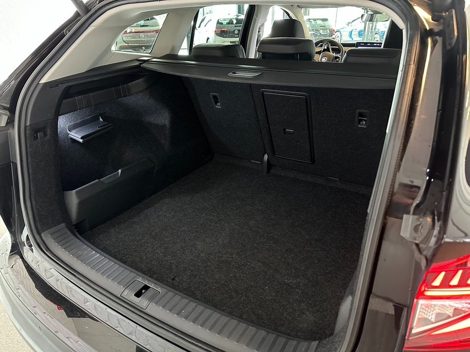 Skoda Enyaq 80 iV Suite 5d