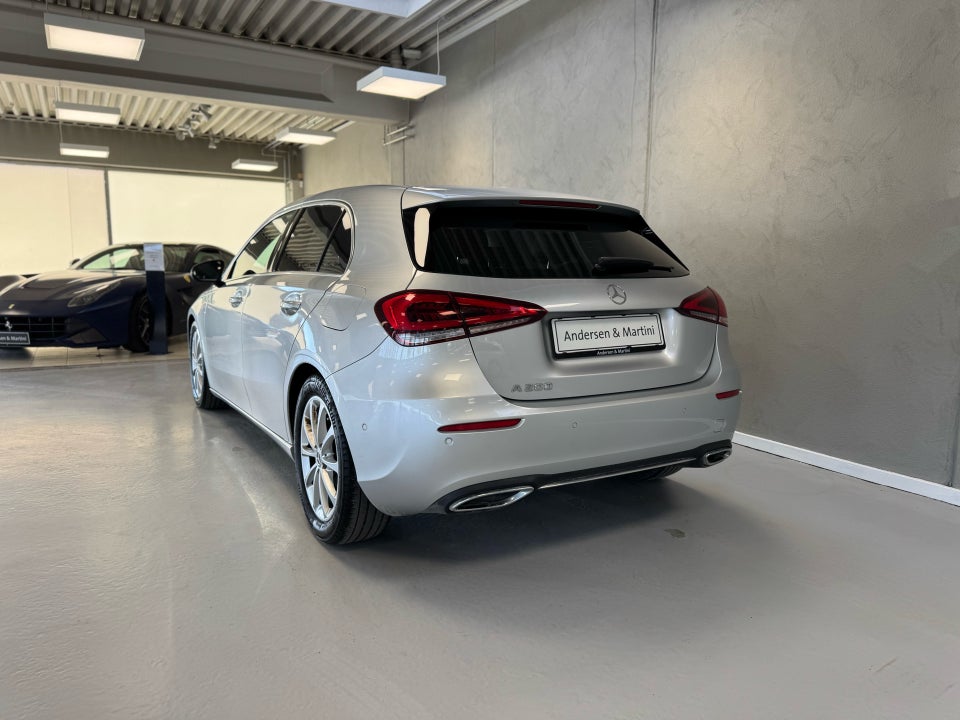 Mercedes A200 1,3 Progressive Line aut. 5d