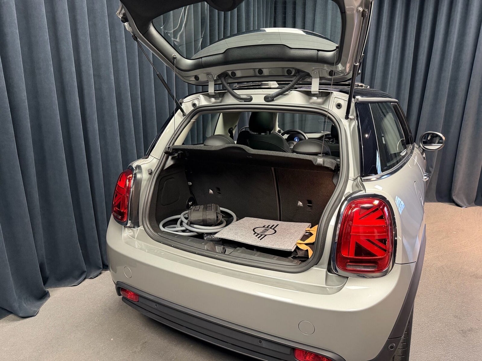 MINI Cooper SE Edition Premium Plus 3d