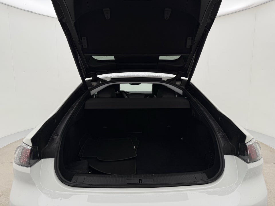 Peugeot 508 1,6 Hybrid Allure Pack EAT8 5d