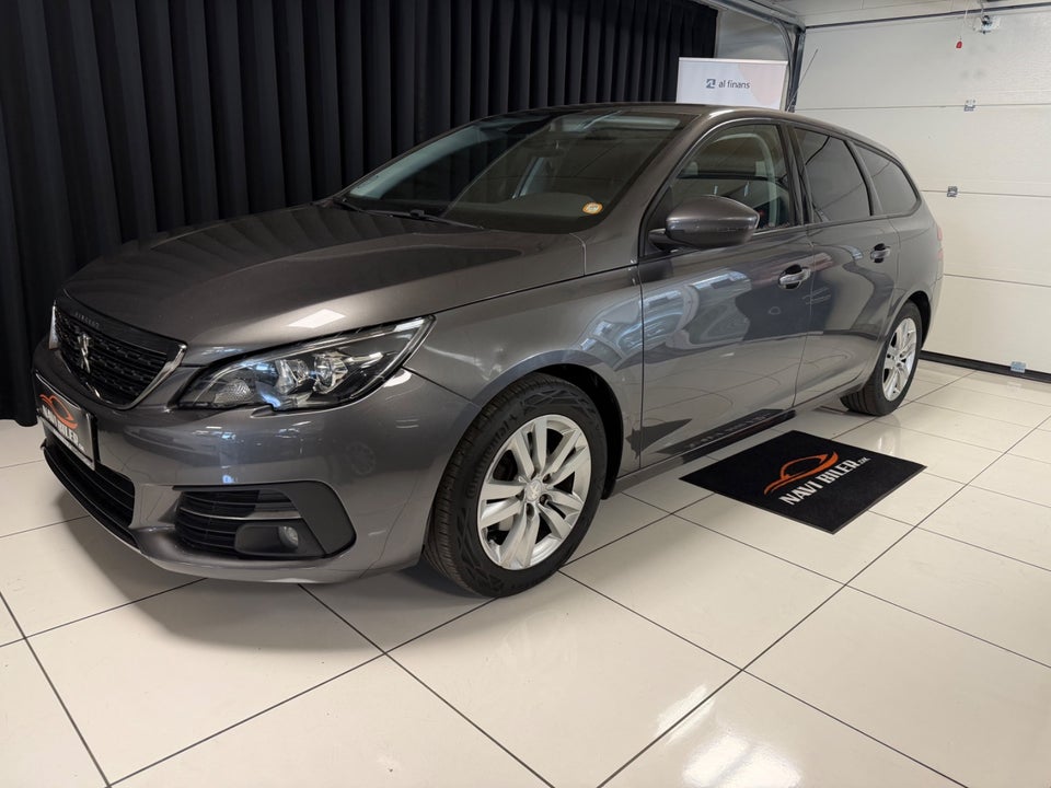 Peugeot 308 1,2 e-THP 130 Allure 5d