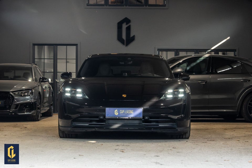 Porsche Taycan 4S Performance+ Cross Turismo 5d