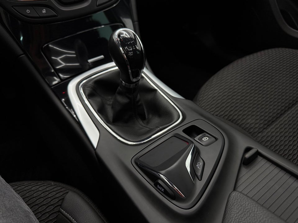 Opel Insignia 2,0 CDTi 140 Cosmo Sports Tourer eco 5d