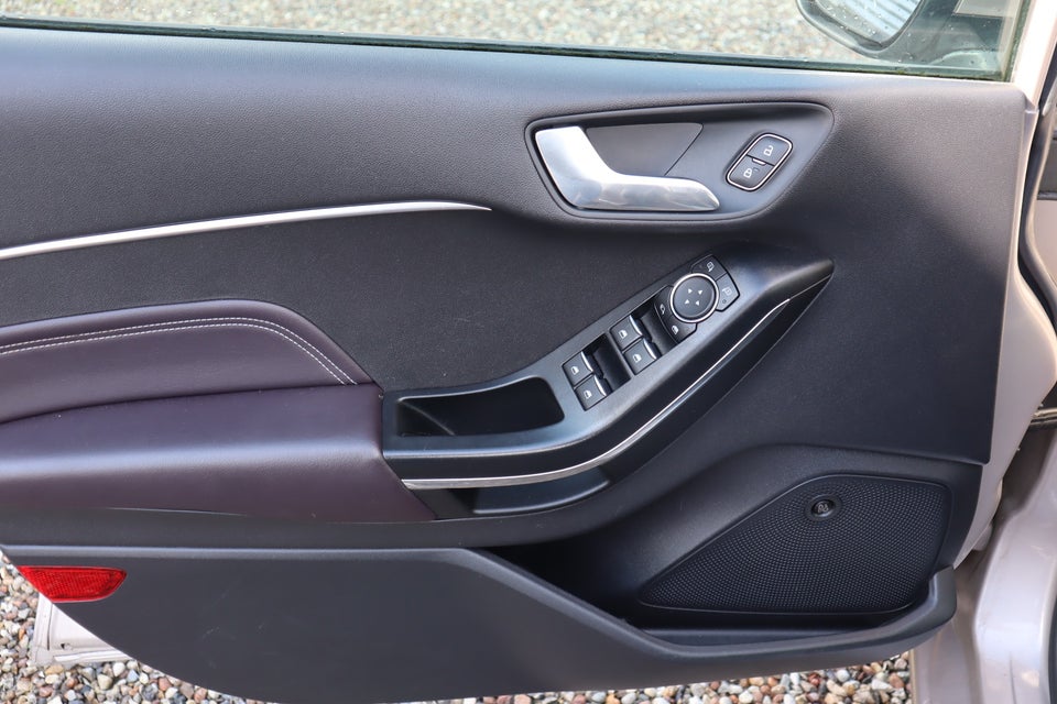 Ford Fiesta 1,0 EcoBoost Vignale 5d