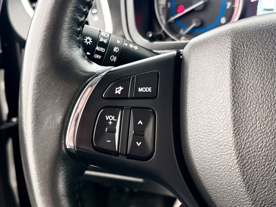 Suzuki Baleno 1,0 Boosterjet Exclusive Hit 5d