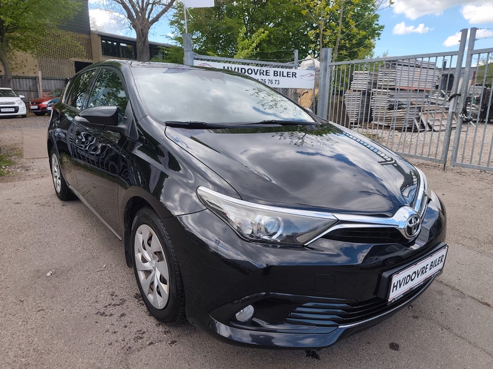 Toyota Auris 1,2 T T2 Comfort 5d