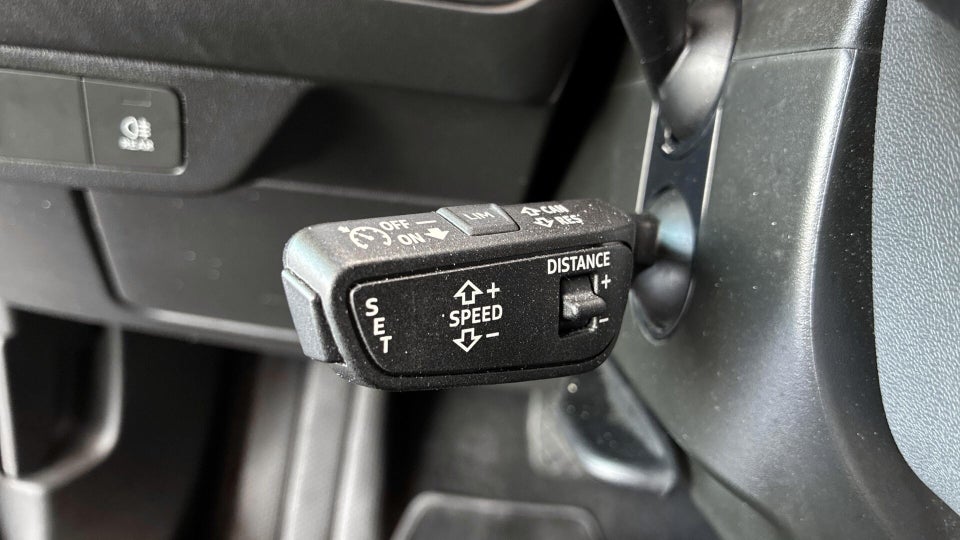 Audi Q4 e-tron 40 S-line 5d
