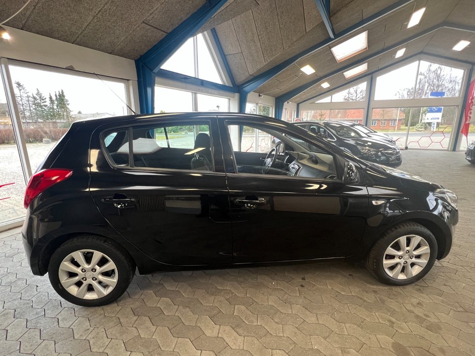 Hyundai i20 1,25 Life+ 5d