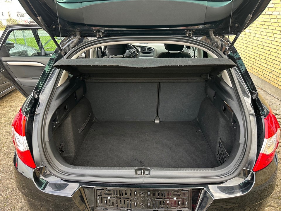 Citroën C4 1,6 HDi 92 Comfort 5d