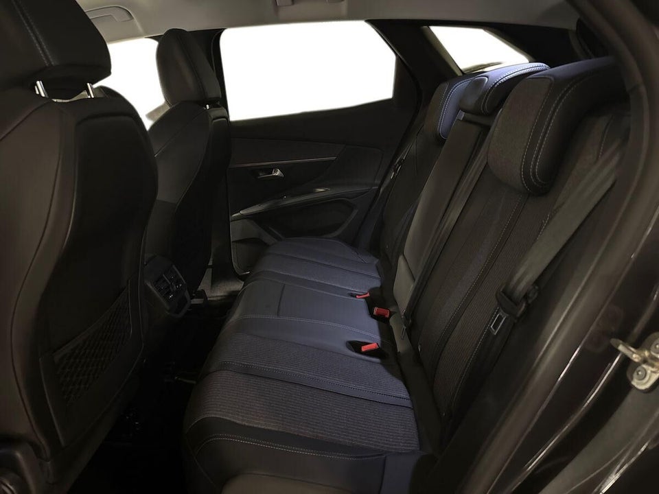 Peugeot 3008 1,6 Hybrid Allure Pack EAT8 5d