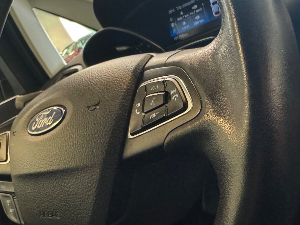 Ford C-MAX 1,0 SCTi 125 Titanium 5d