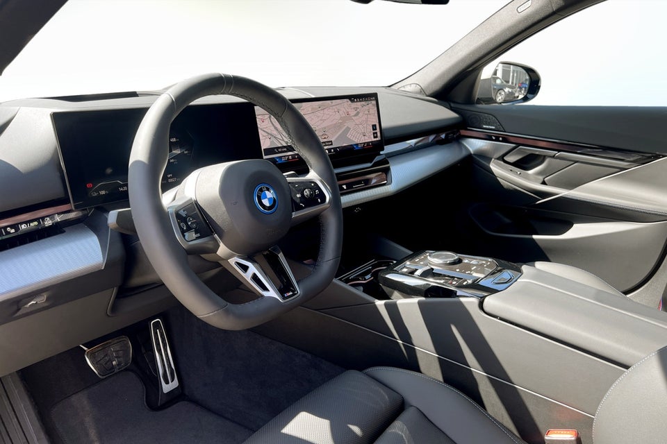 BMW i5 eDrive40 M-Sport Pro 4d