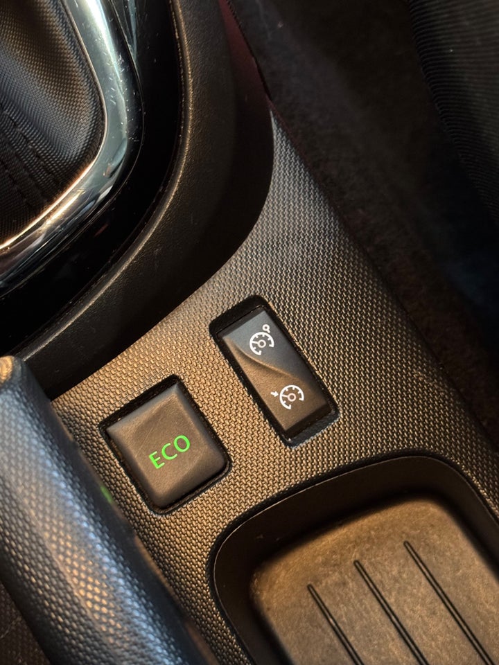 Renault Captur 1,5 dCi 90 Dynamique EDC 5d