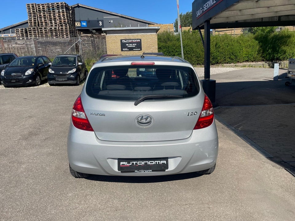 Hyundai i20 1,4 Comfort aut. 5d