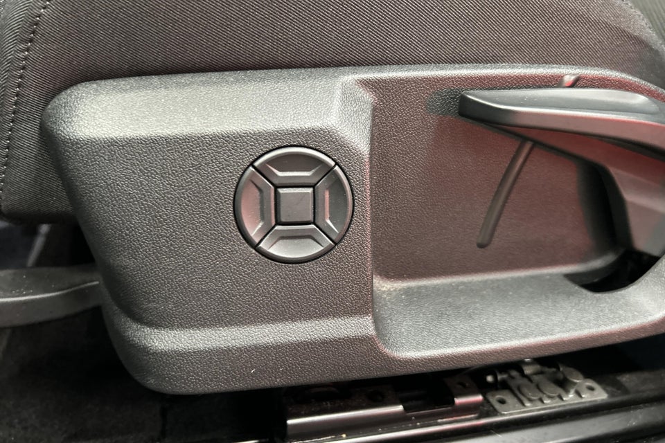 Audi Q4 e-tron 45 Progress 5d
