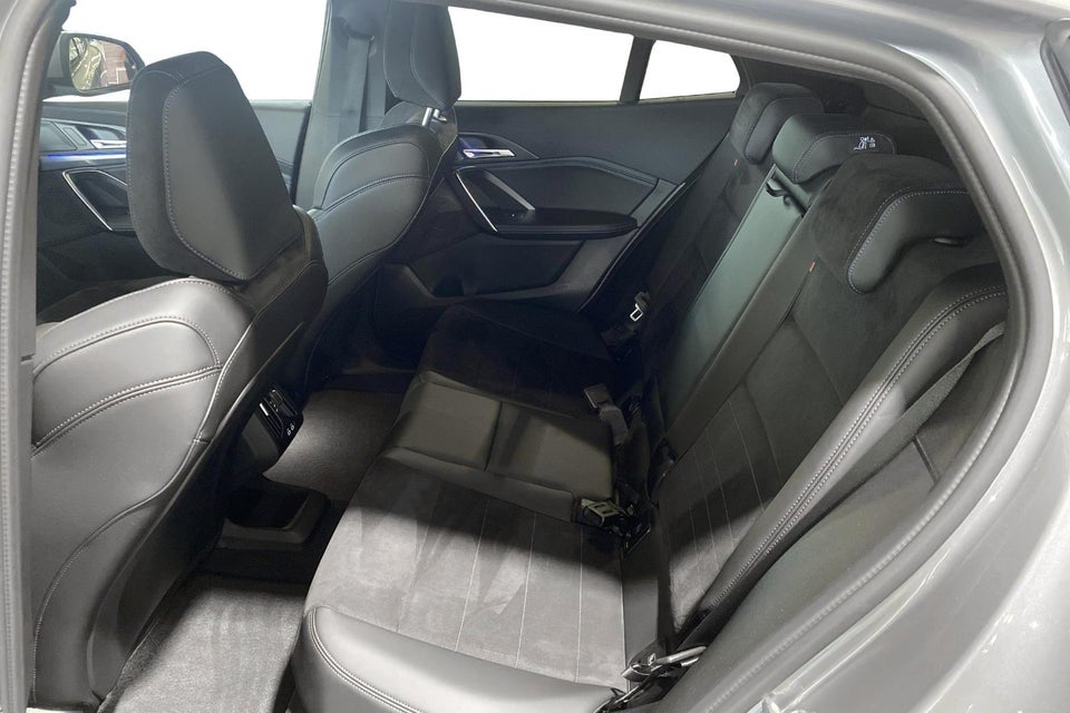 BMW iX2 eDrive20 M-Sport 5d