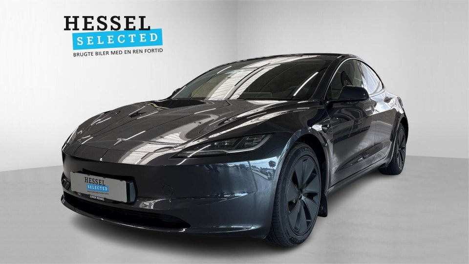 Tesla Model 3 Long Range AWD 4d