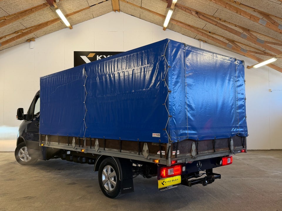 Mercedes Sprinter 319 3,0 CDi A3 Chassis aut. RWD 2d