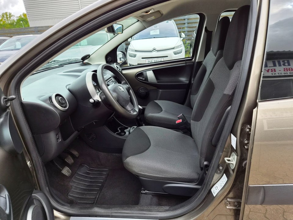 Toyota Aygo 1,0 VVT-i T1 5d