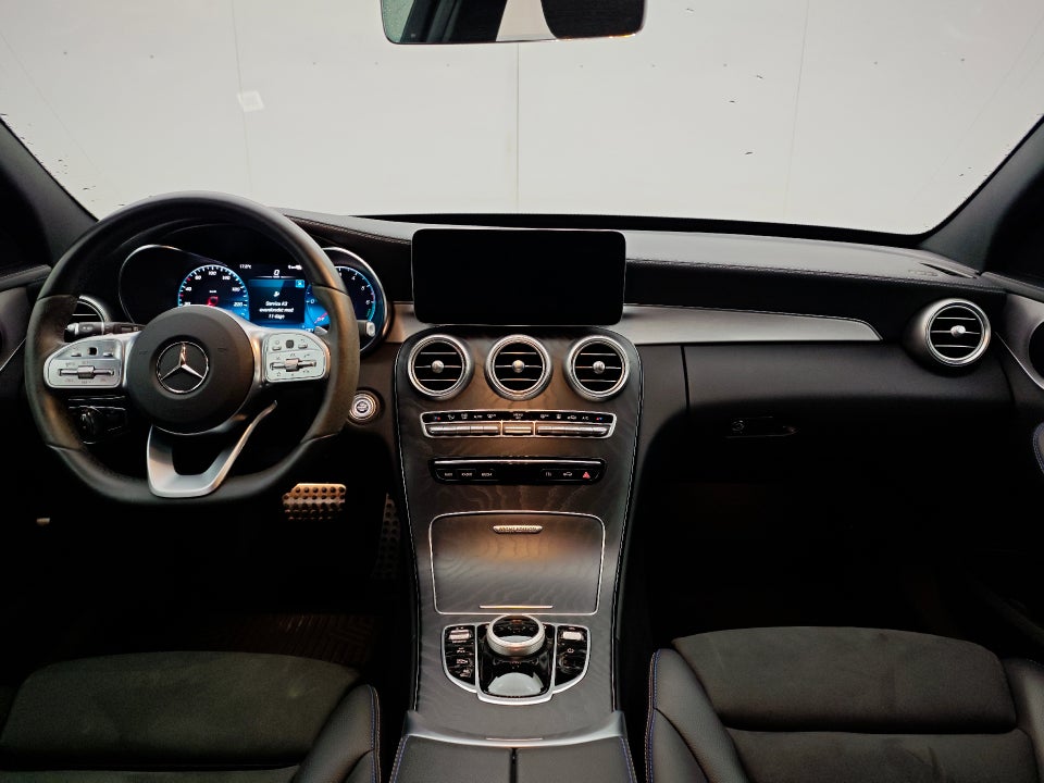 Mercedes C300 de 2,0 AMG Line Night Edition stc. aut. 5d