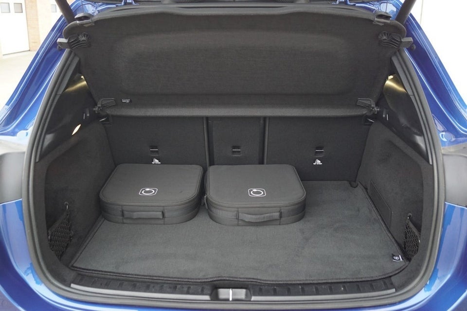 Mercedes EQA300 Progressive 4Matic 5d