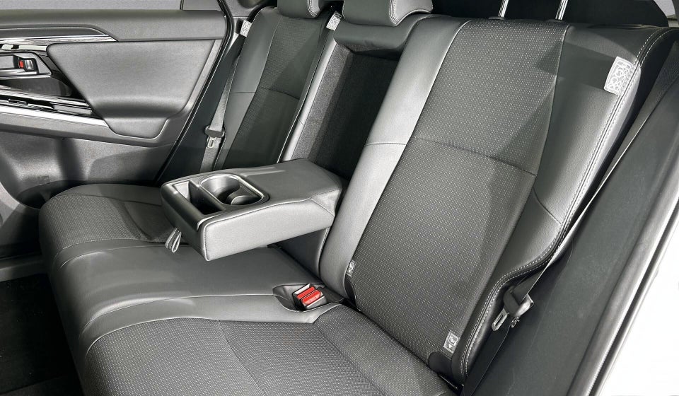 Toyota bZ4X Executive 5d