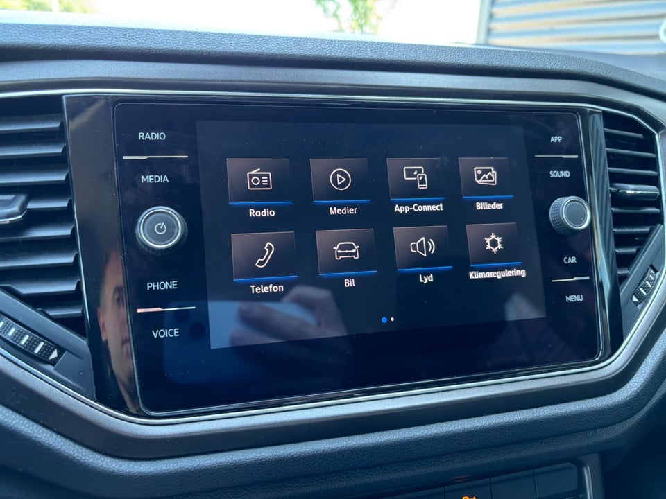 VW T-Roc 1,0 TSi 115 Style 5d