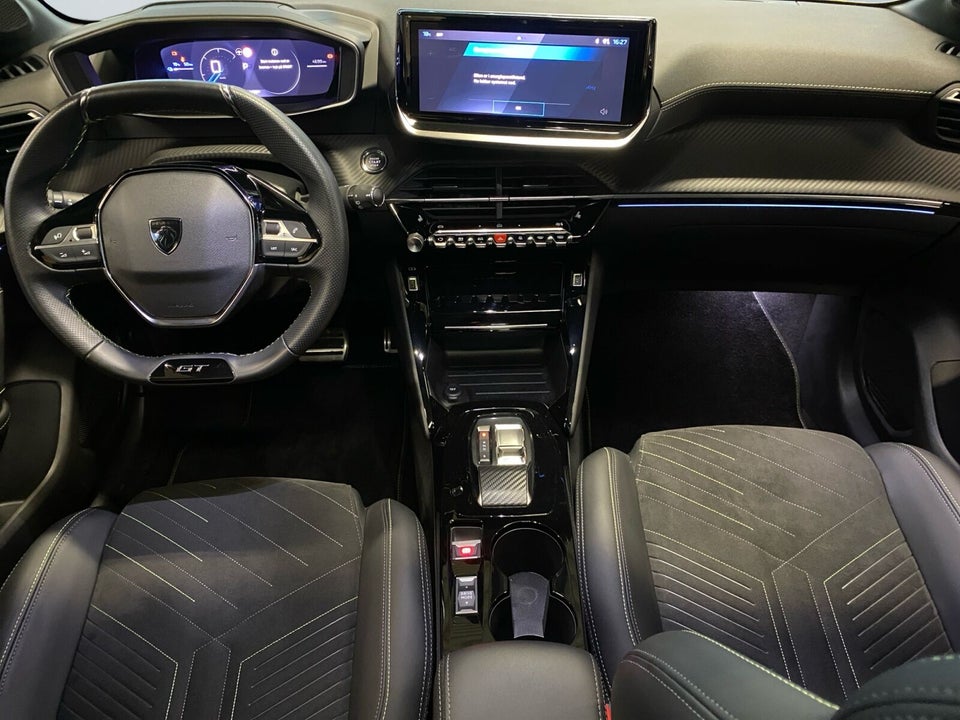 Peugeot e-208 54 GT 5d