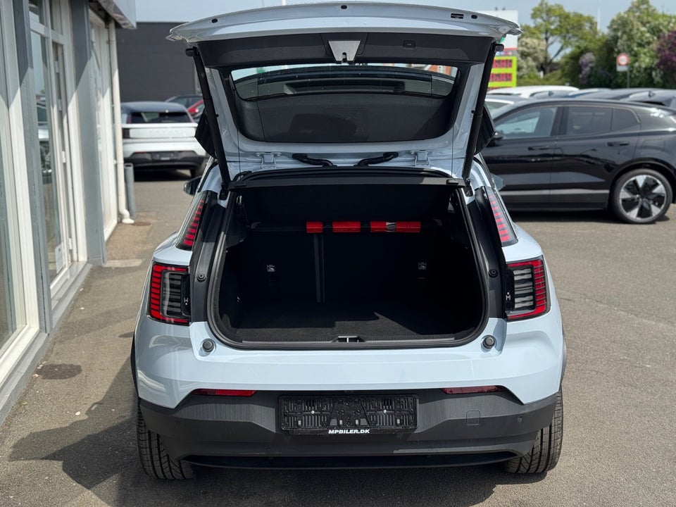 Volvo EX30 Twin Performance Plus 5d